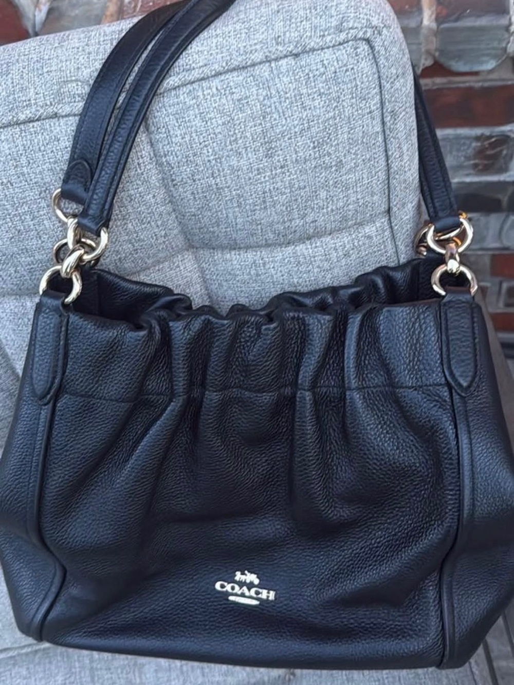 Coach Black Pebbled Leather Gathered Shoulder Bag with Gold Hardware - Picture 1 of 4